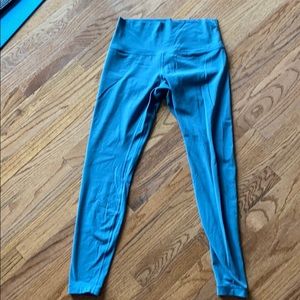 Lululemon yoga pants